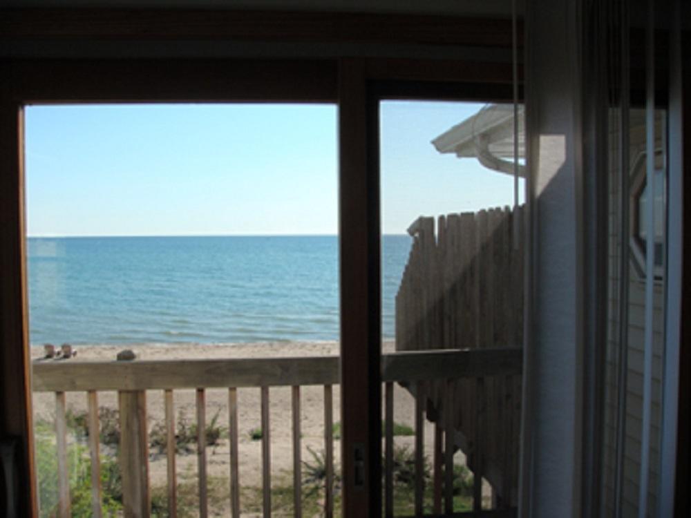 Algoma Beach Motel Room photo