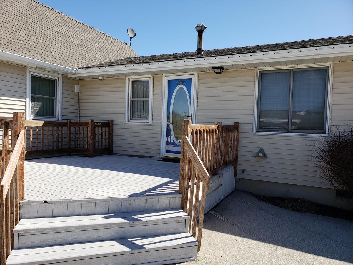 Algoma Beach Motel Exterior photo