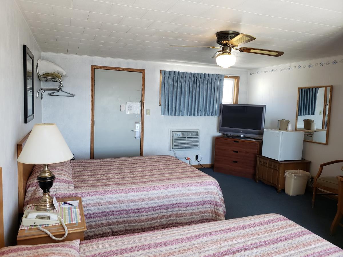 Algoma Beach Motel Exterior photo